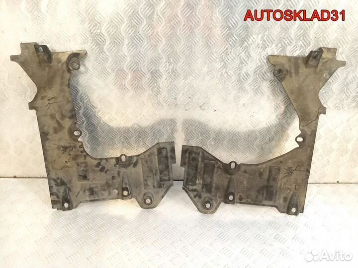 Защита антигравийная задняя Audi A8 D3 4E0825213C