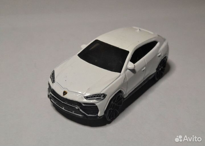 Коллекционные машинки hot wheels