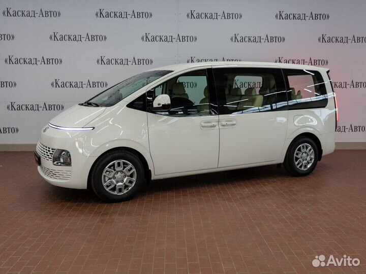 Hyundai Staria 2.2 AT, 2022