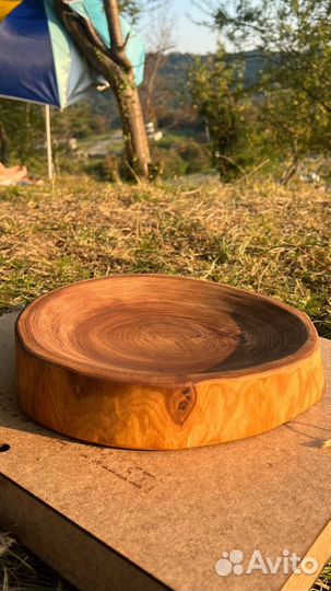 Доска разделочная и для подачи из дерева