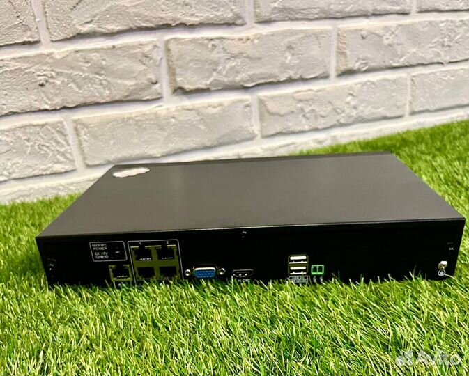 Ip комплект видеонаблюдения на 4 камеры с Рое