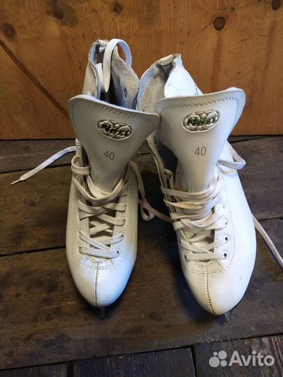 Коньки фигурные женские 40 размер