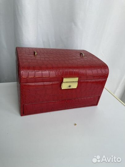 Шкатулка для украшений