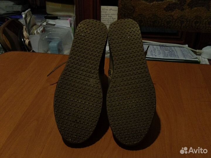 Ботинки женские зимние.Размер 39