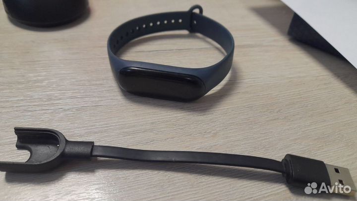 Браслеты, часы, Xiaomi Mi Band 3