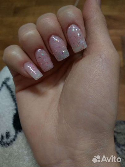 Наращивание ногтей