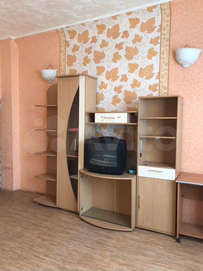 2-к. квартира, 52 м², 2/3 эт.