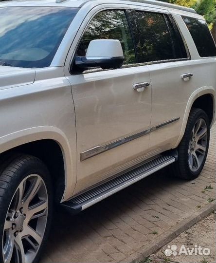 Пороги на Cadillac Escalade Safari silver series