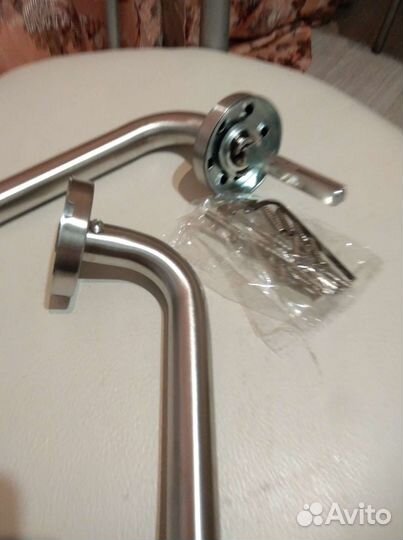 Дверная ручка