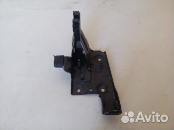 Кронштейн заднего сиденья