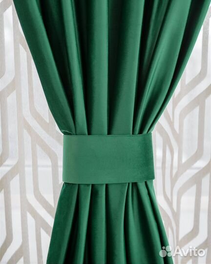 Шторы бархат Беллиссимо изумруд