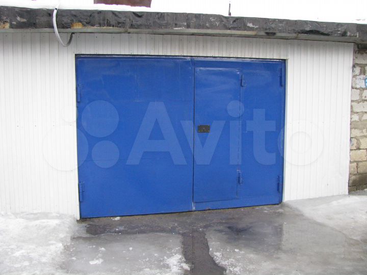 Гараж, > 30 м²