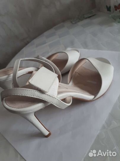 Босоножки женские 40 размер натуральная кожа