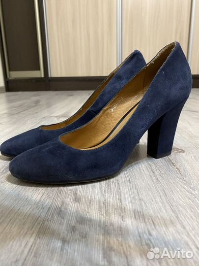 Туфли натуральная замша 39