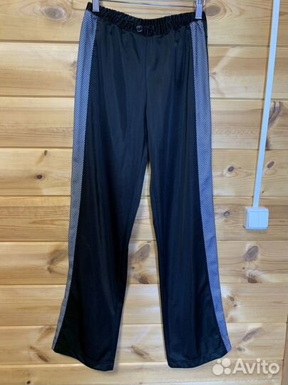 Спортивный костюм женский