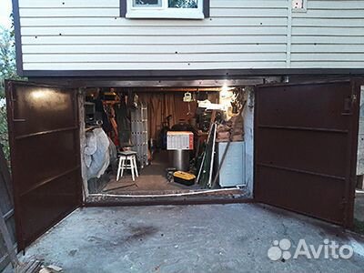 Дверь для гаража