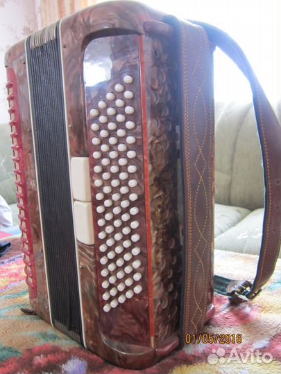 Продам аккордеон 