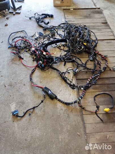 Проводка моторного отсека BMW 130i E87