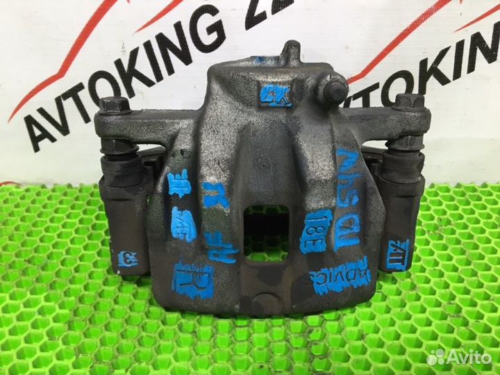 Суппорт передний правый Suzuki Escudo TD54W J20A