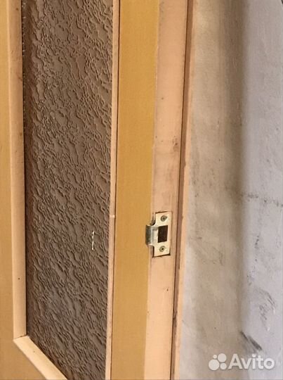 Деревянные шпонированные двери и стекла рифленые