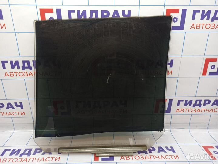 Стекло двери задней правой Toyota Land Cruiser Pra