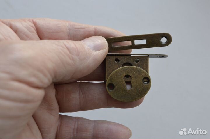 Ручки дверные оконные замки для шкатулок в розницу