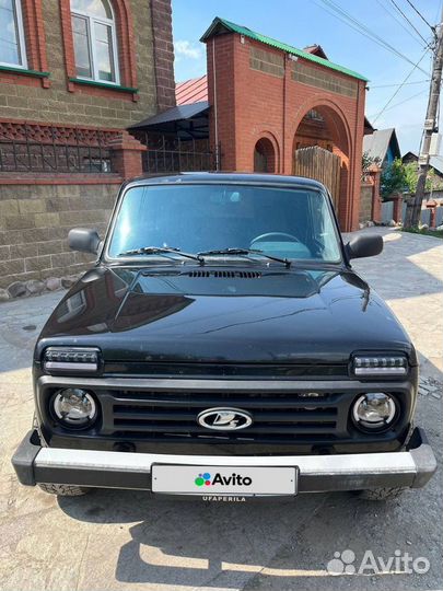 LADA 4x4 (Нива) 1.7 МТ, 2018, 120 000 км