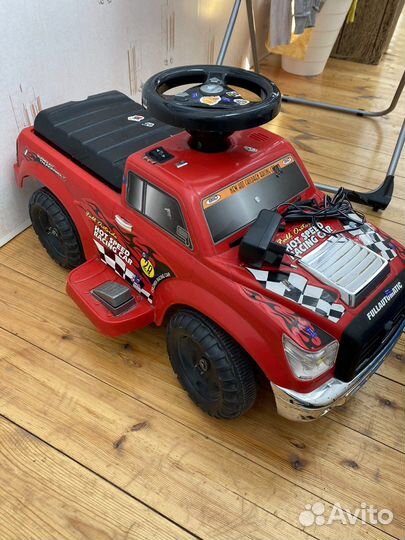 Детский электромобиль бу