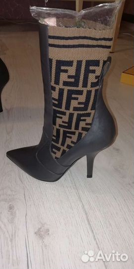 Полусапожки Fendi