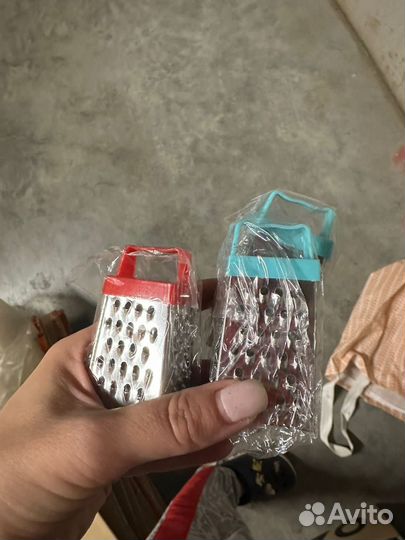 Терки для чеснока и орехов на магните