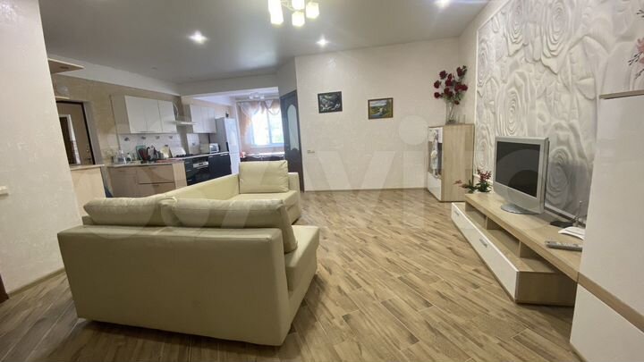 3-к. квартира, 95 м², 1/5 эт.