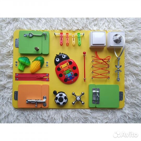 Бизиборд / Развивающая доска / Развивающий модуль