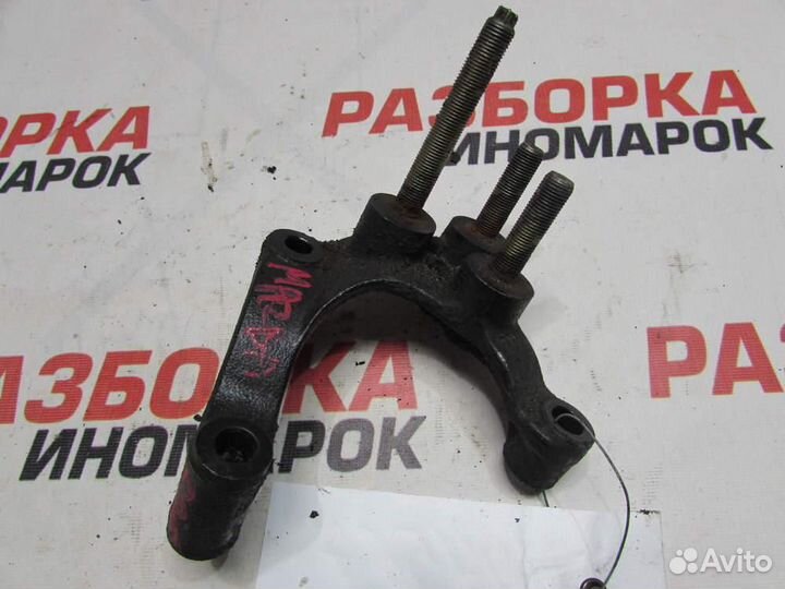 Кронштейн кпп для Mazda 626 4 1992-1997г