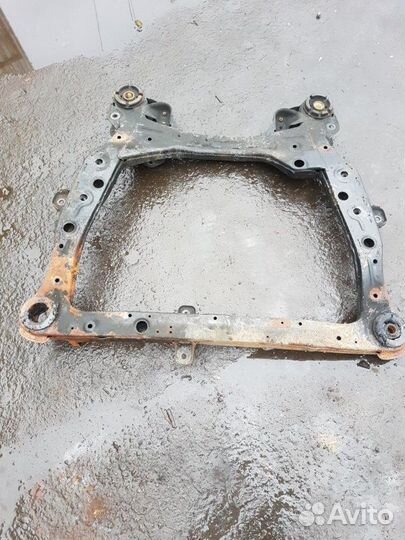 Подрамник передний Lexus Es 250 2015 2.5 2015