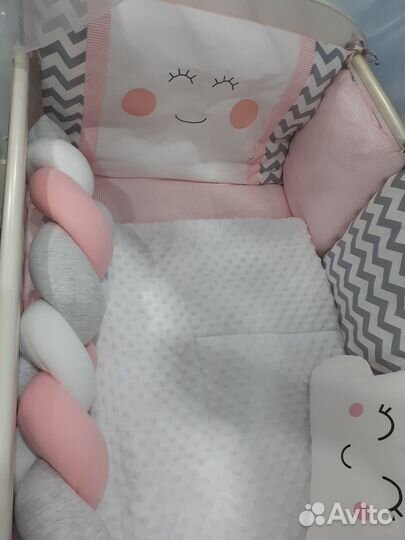 Кроватка,холодильник,домашний кинотеатр