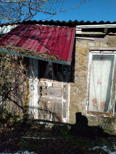 Дом 24,7 м² на участке 13 сот.