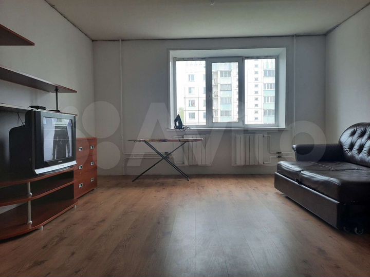 2-к. квартира, 65 м², 8/10 эт.