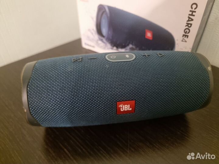 Колонка JBL charge 4