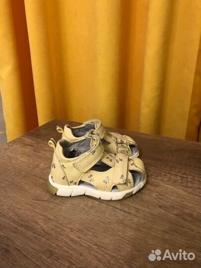 Сандалии для девочки 21 размер