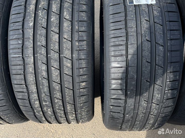 Hankook Ventus S1 Evo3 SUV K127A 315/35 R22 и 275/40 R22 107Y