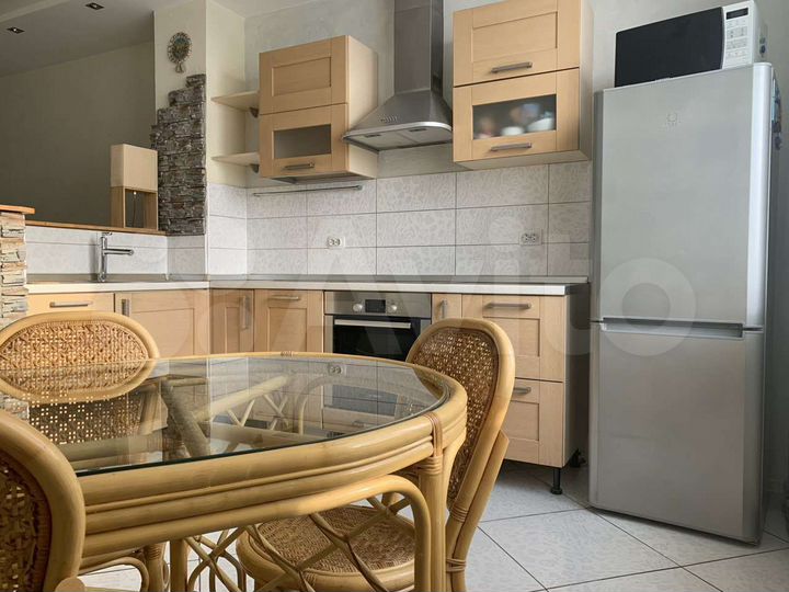 3-к. квартира, 90 м², 23/25 эт.