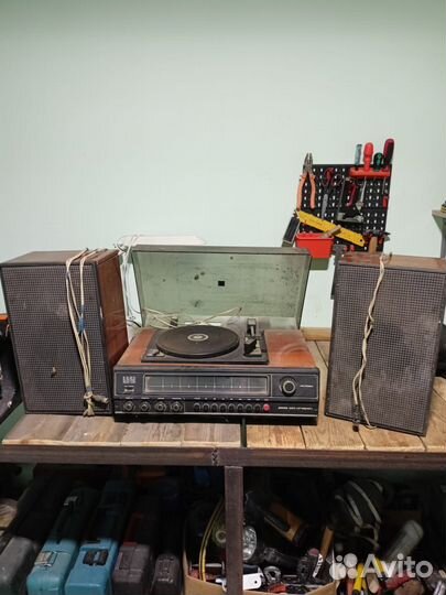 Проигрыватель винила Вега