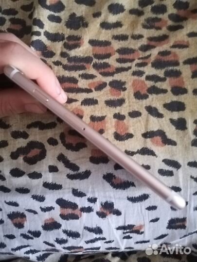 iPhone 6S, 64 ГБ