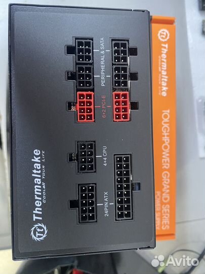 Блок питания thermaltake 750