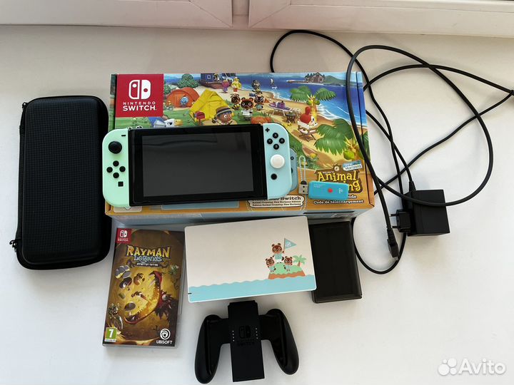 Nintendo switch rev 2 Animal crossing edition