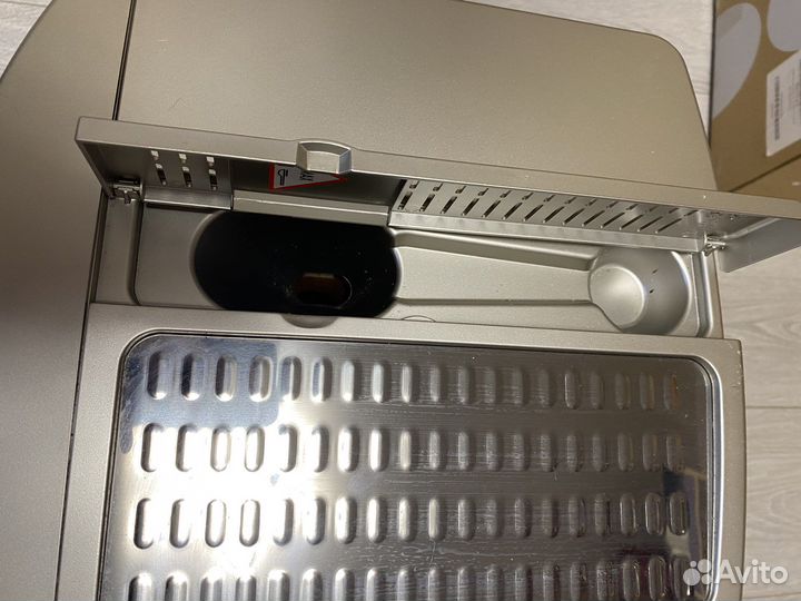 Кофемашина Delonghi Magnifica Automatic Cappuccino