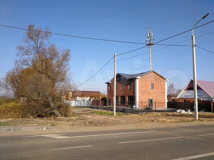 Торговая площадь, 65 м²