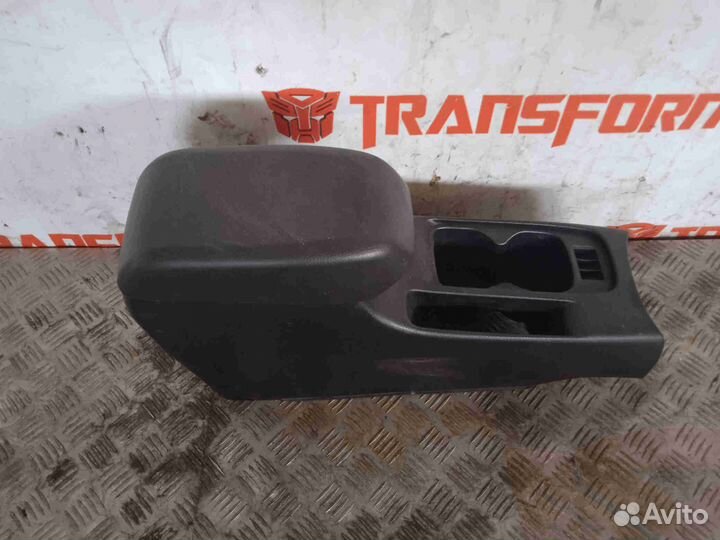 Подлокотник Митсубиши Лансер 9