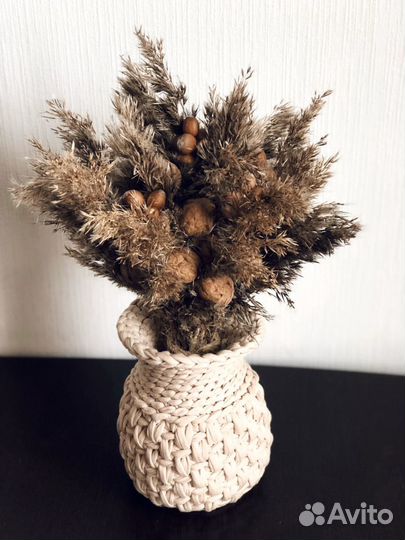 Ваза вязаная