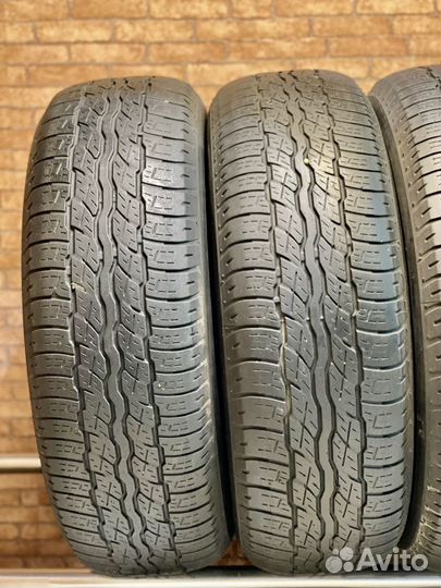 Bridgestone Dueler H/T 687 225/65 R17